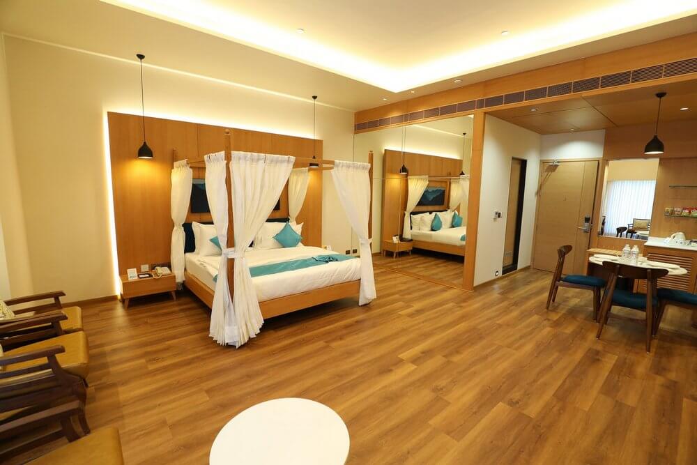 Best luxury hotels in Anand